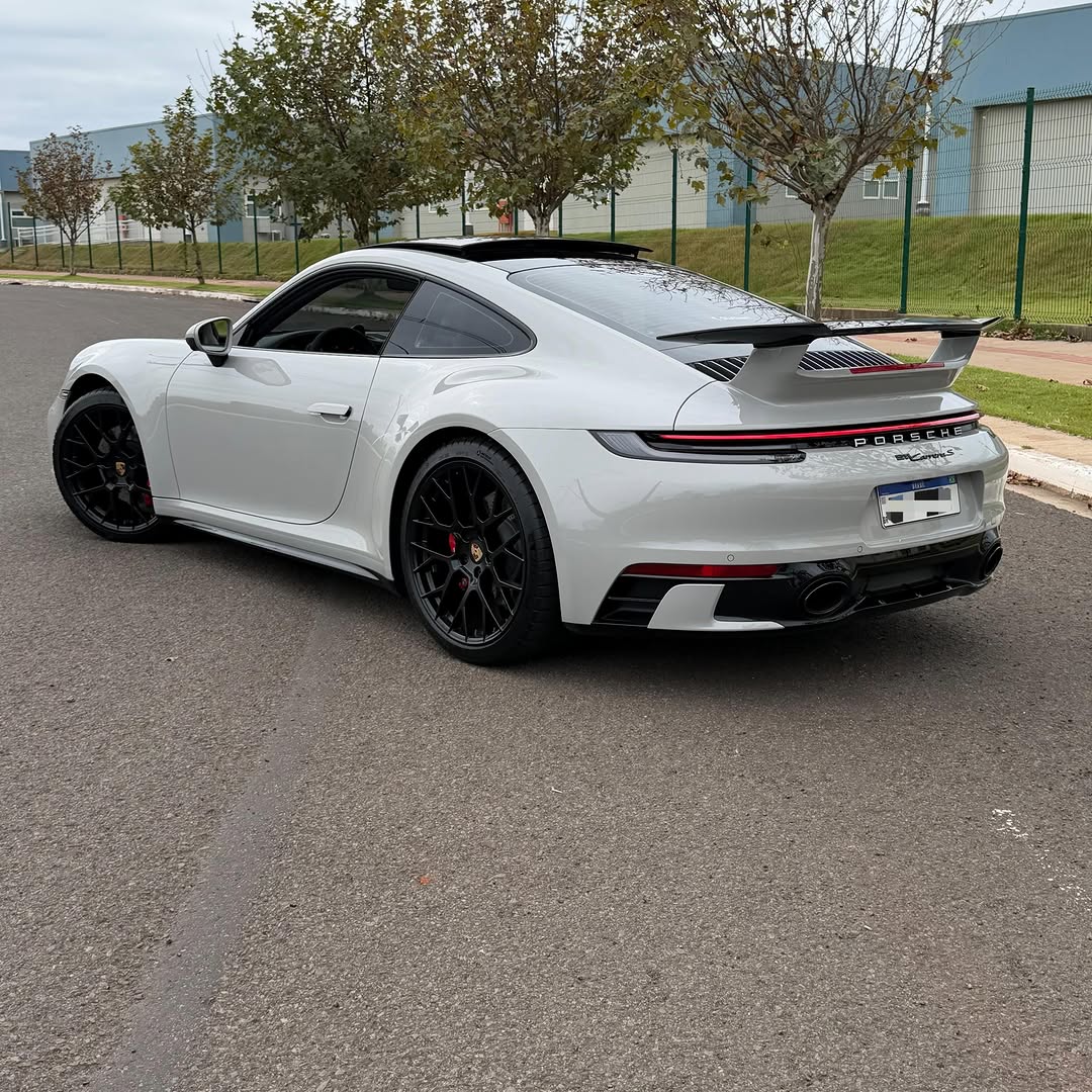 PORSCHE 911 CARRERA S - Imagem 2
