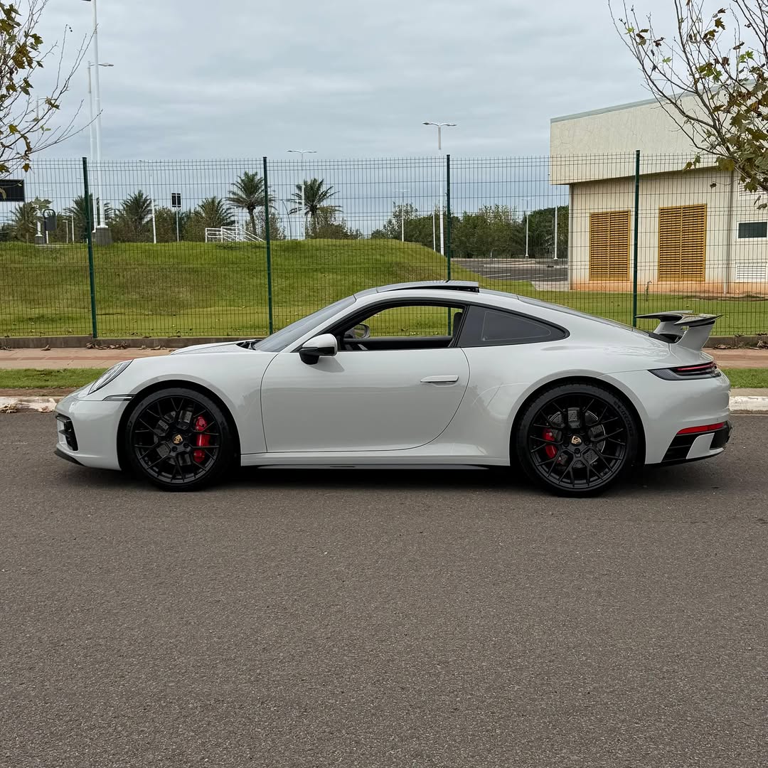 PORSCHE 911 CARRERA S - Imagem 5