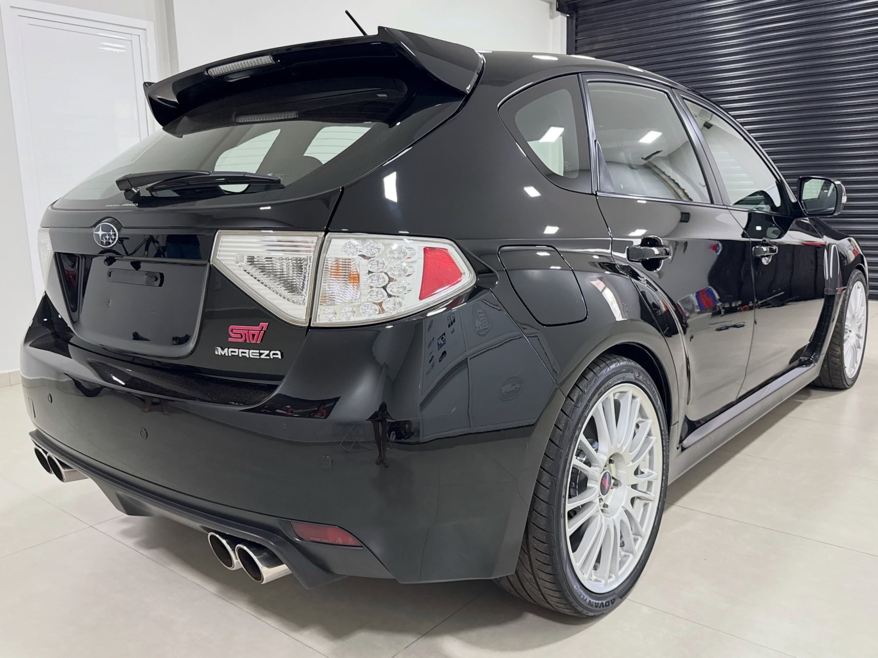 SUBARU IMPREZA STI - Imagem 9