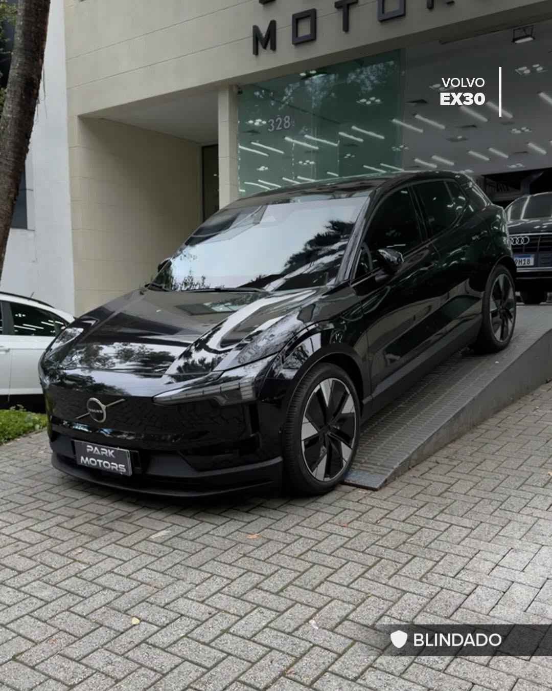 VOLVO EX30 ULTRA - Imagem 1