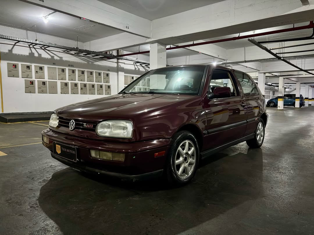 VOLKSWAGEN GOLF GTI - Imagem 1