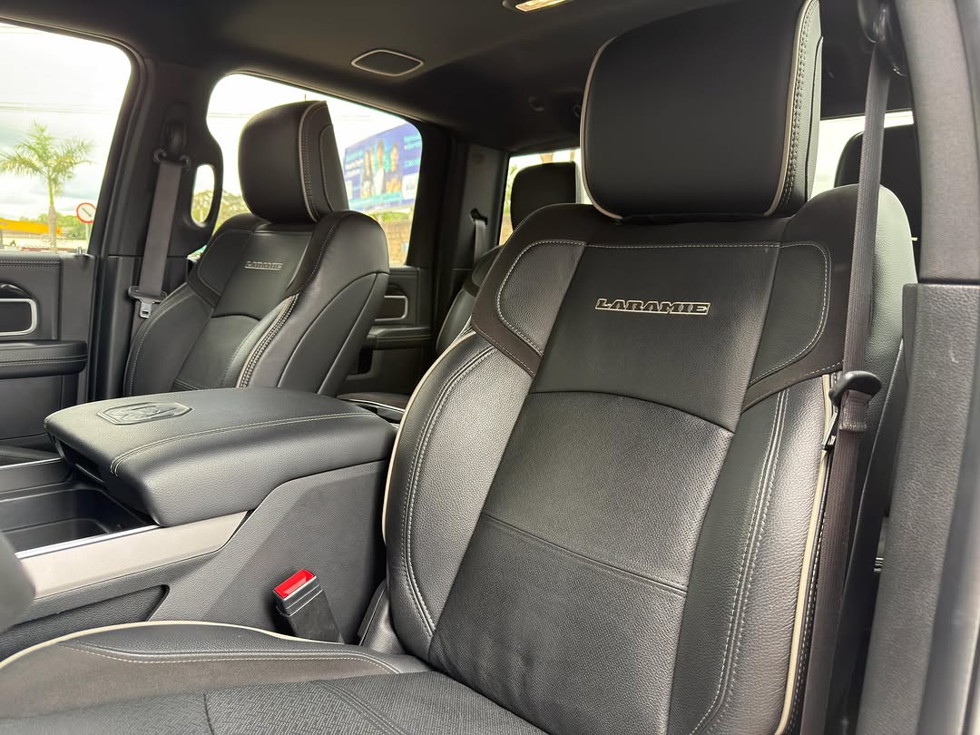 RAM 3500 NIGHT EDITION - Imagem 7
