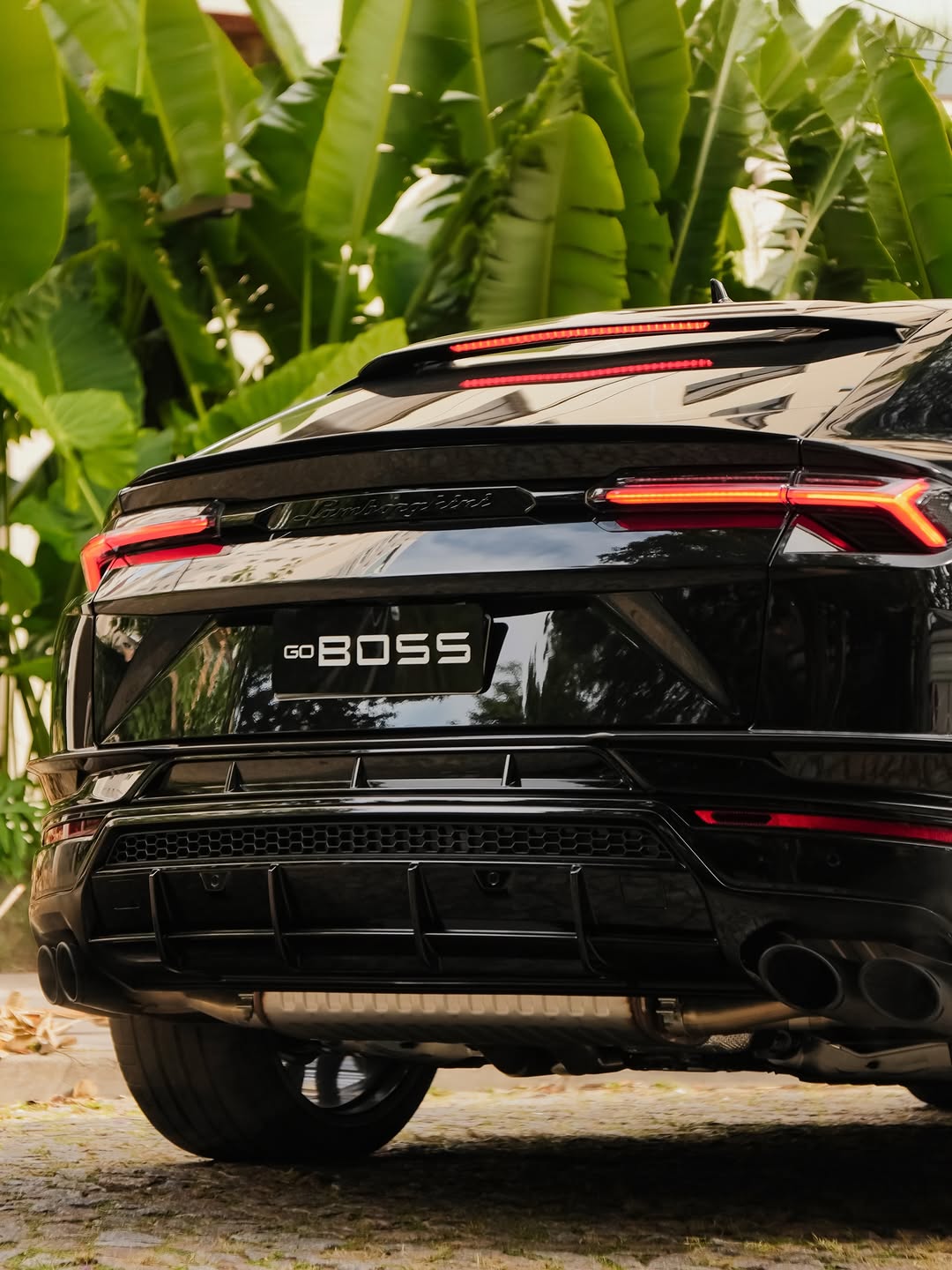 LAMBORGHINI URUS S - Imagem 11