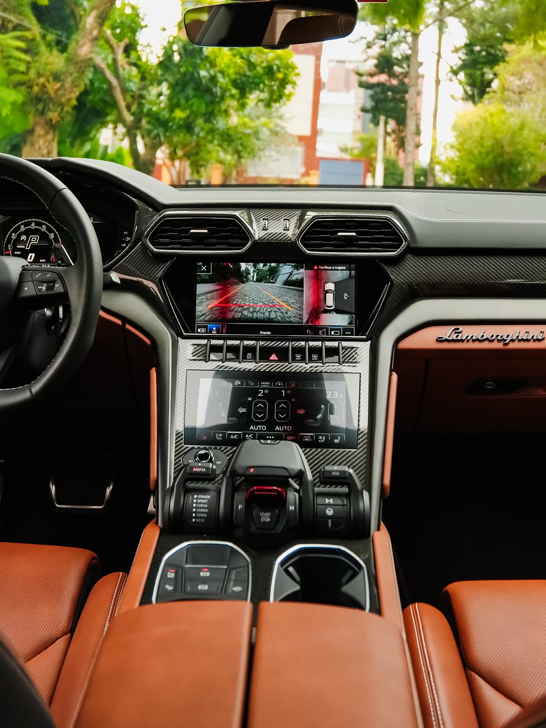 LAMBORGHINI URUS S - Imagem 5