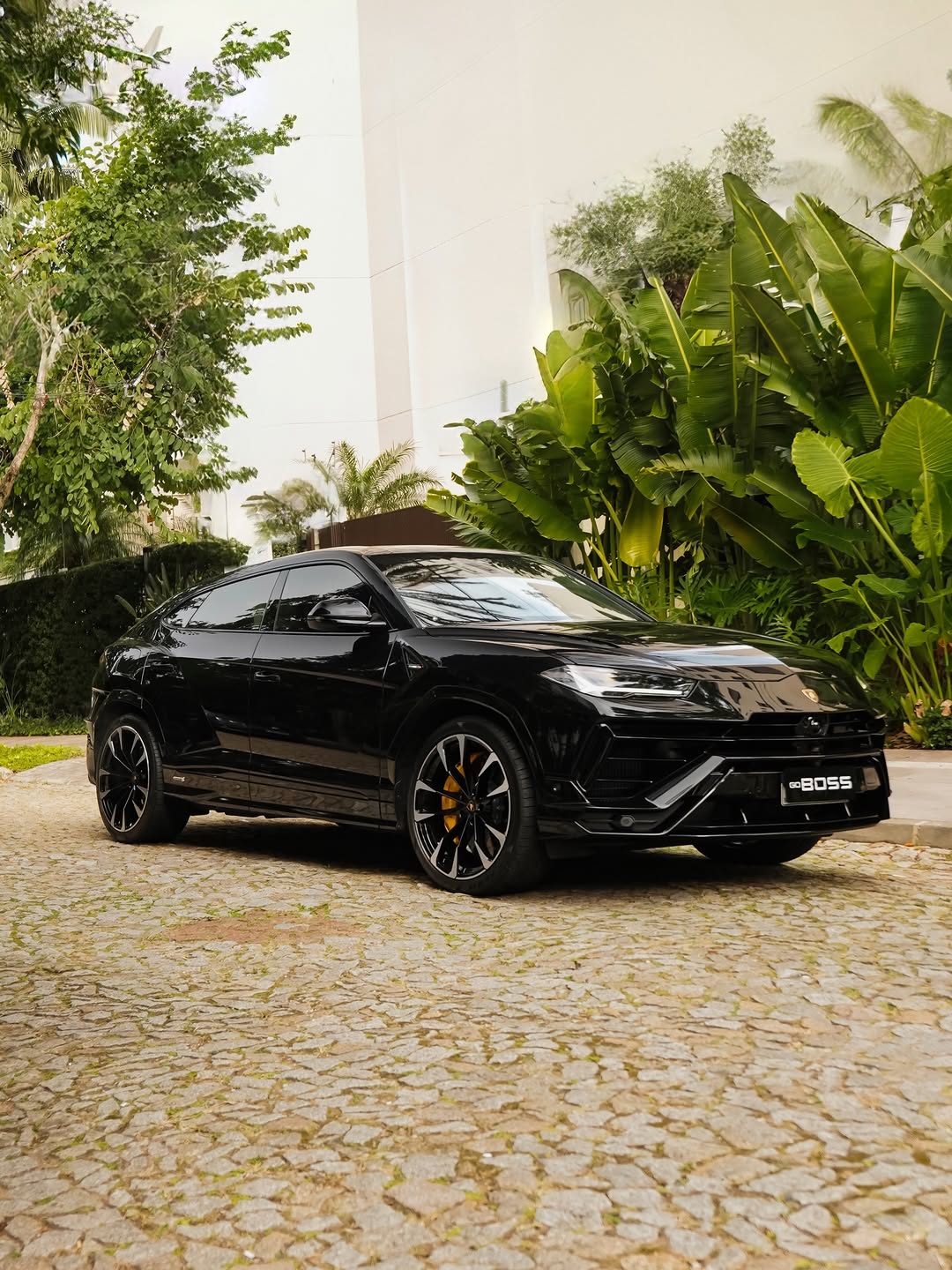 LAMBORGHINI URUS S - Imagem 8