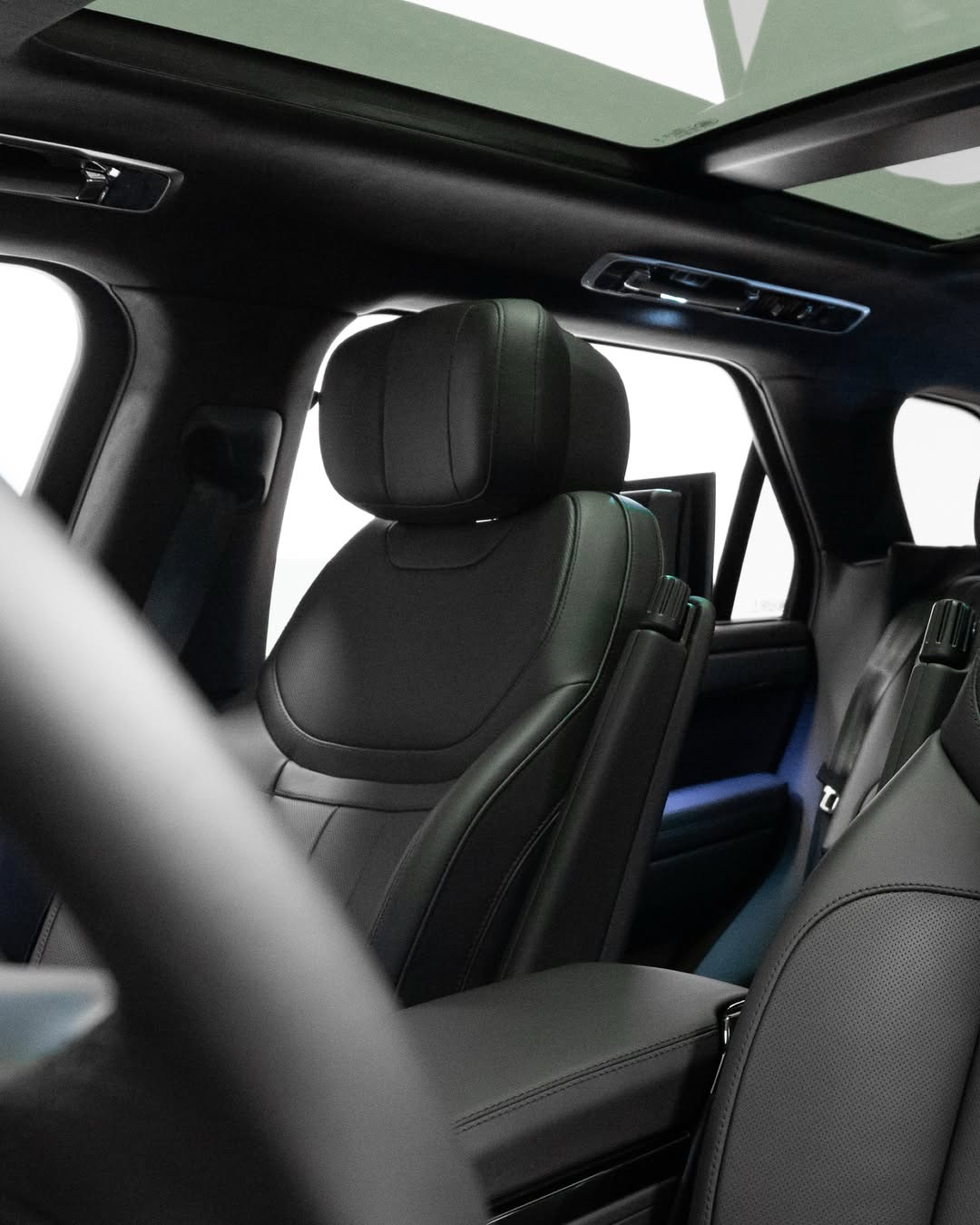 LAND ROVER RANGE ROVER SPORT AUTOBIOGRAPHY P550E - Imagem 5