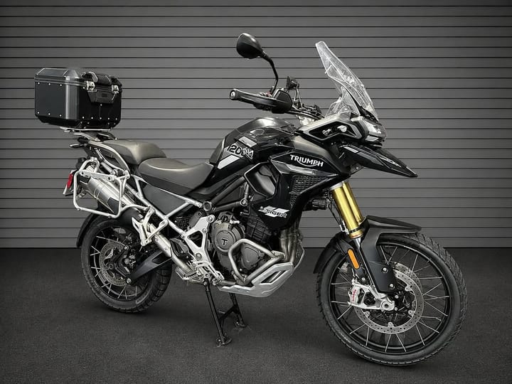 TRIUMPH TIGER 1200 RALLY PRO