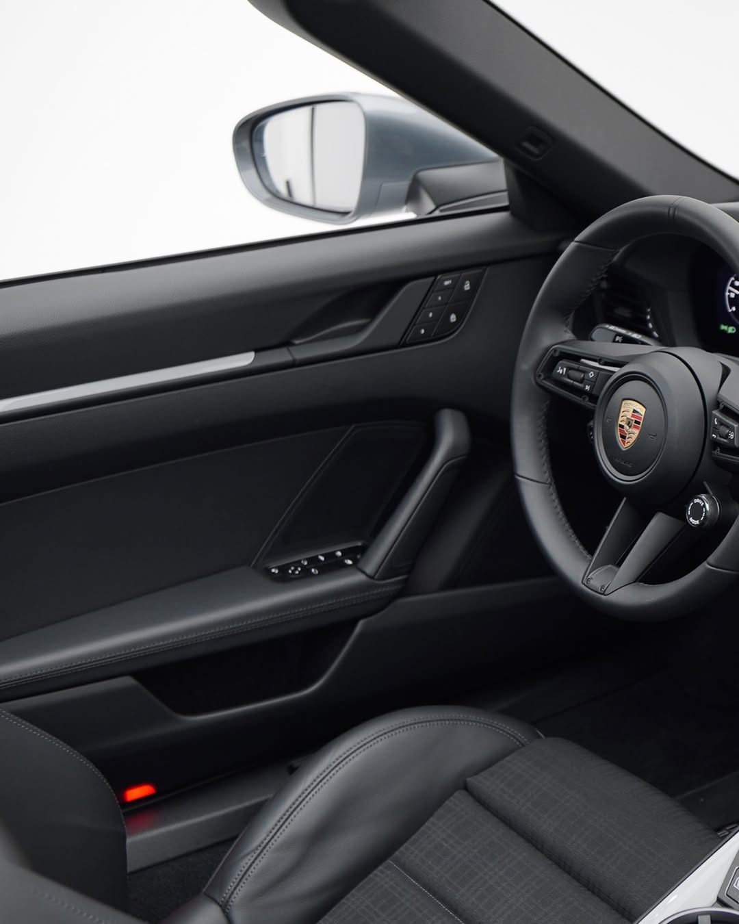 PORSCHE 911 CARRERA T CABRIOLET - Imagem 4