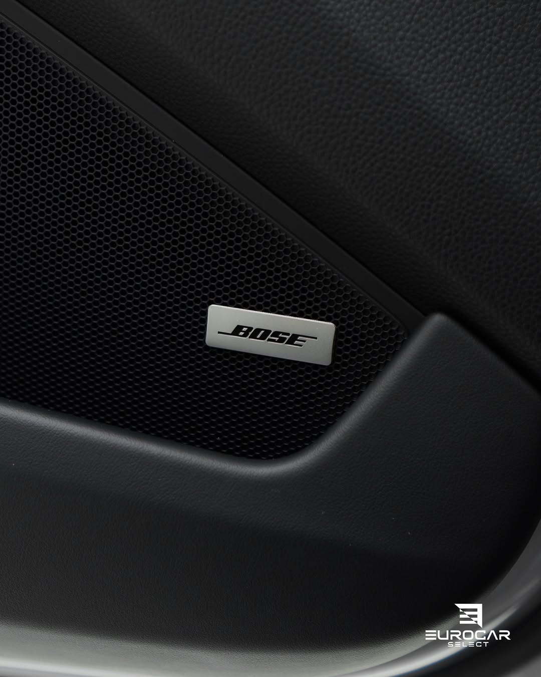 PORSCHE 911 CARRERA T CABRIOLET - Imagem 6