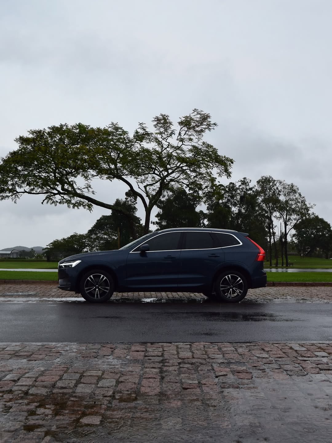 VOLVO XC60 T5 MOMENTUM - Imagem 3