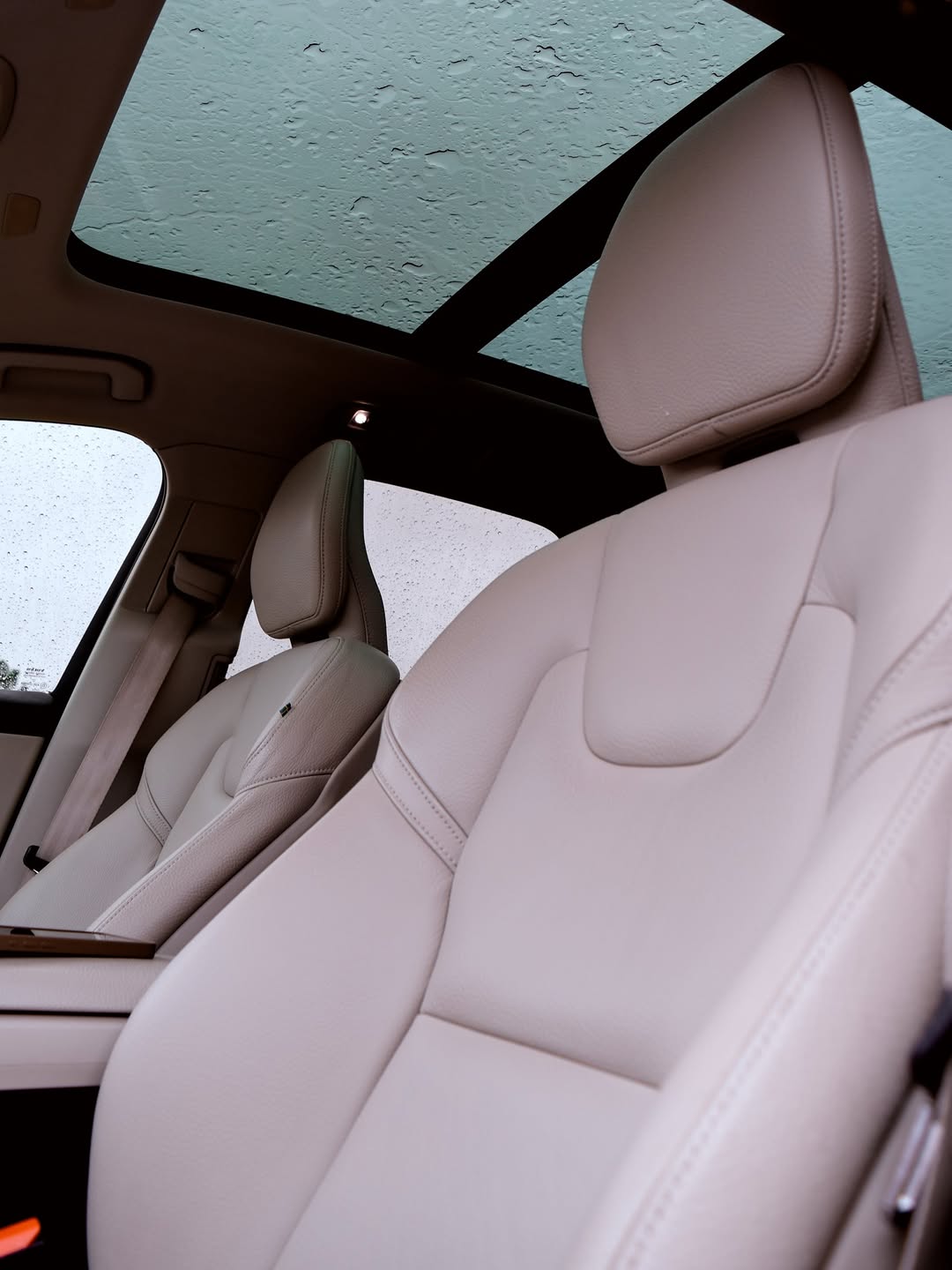 VOLVO XC60 T5 MOMENTUM - Imagem 7