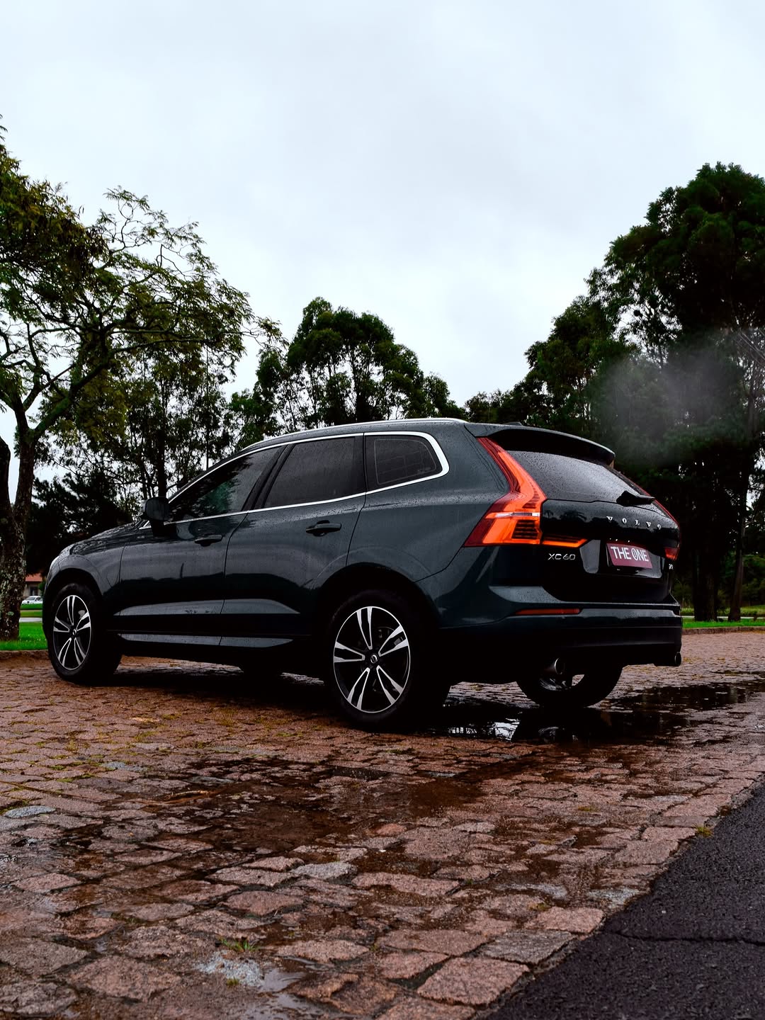 VOLVO XC60 T5 MOMENTUM - Imagem 9