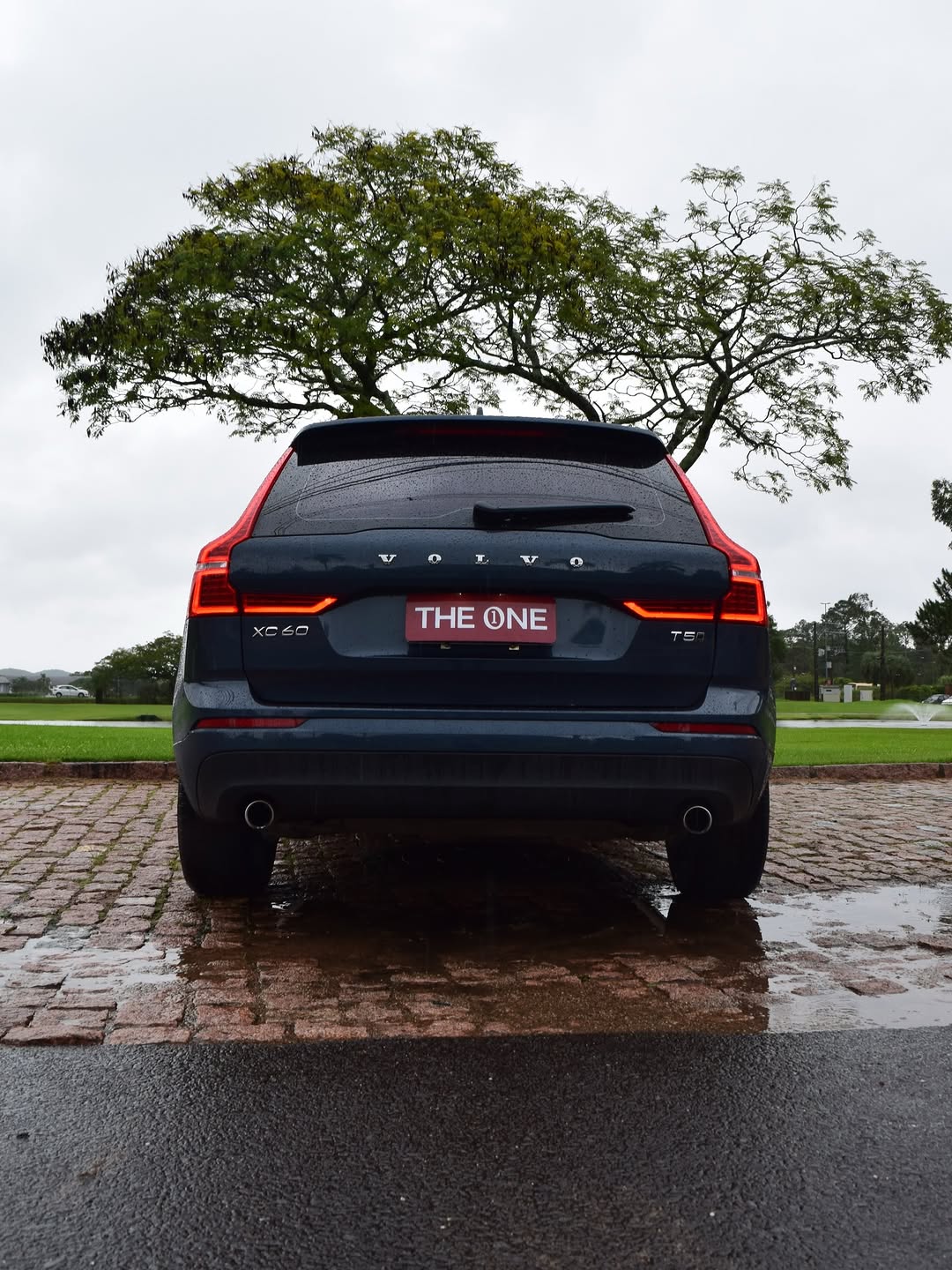 VOLVO XC60 T5 MOMENTUM - Imagem 10