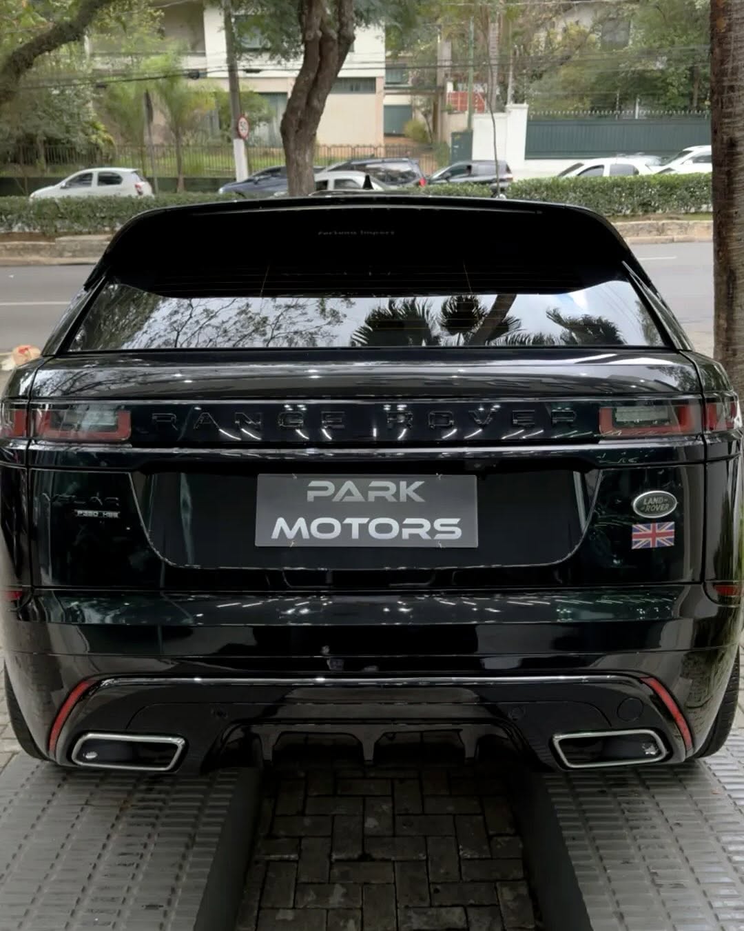 LAND ROVER RANGE ROVER VELAR R-DYNAMIC HSE - Imagem 6
