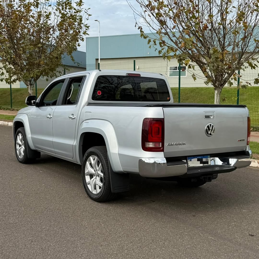 VOLKSWAGEN AMAROK HIGHLINE - Imagem 5