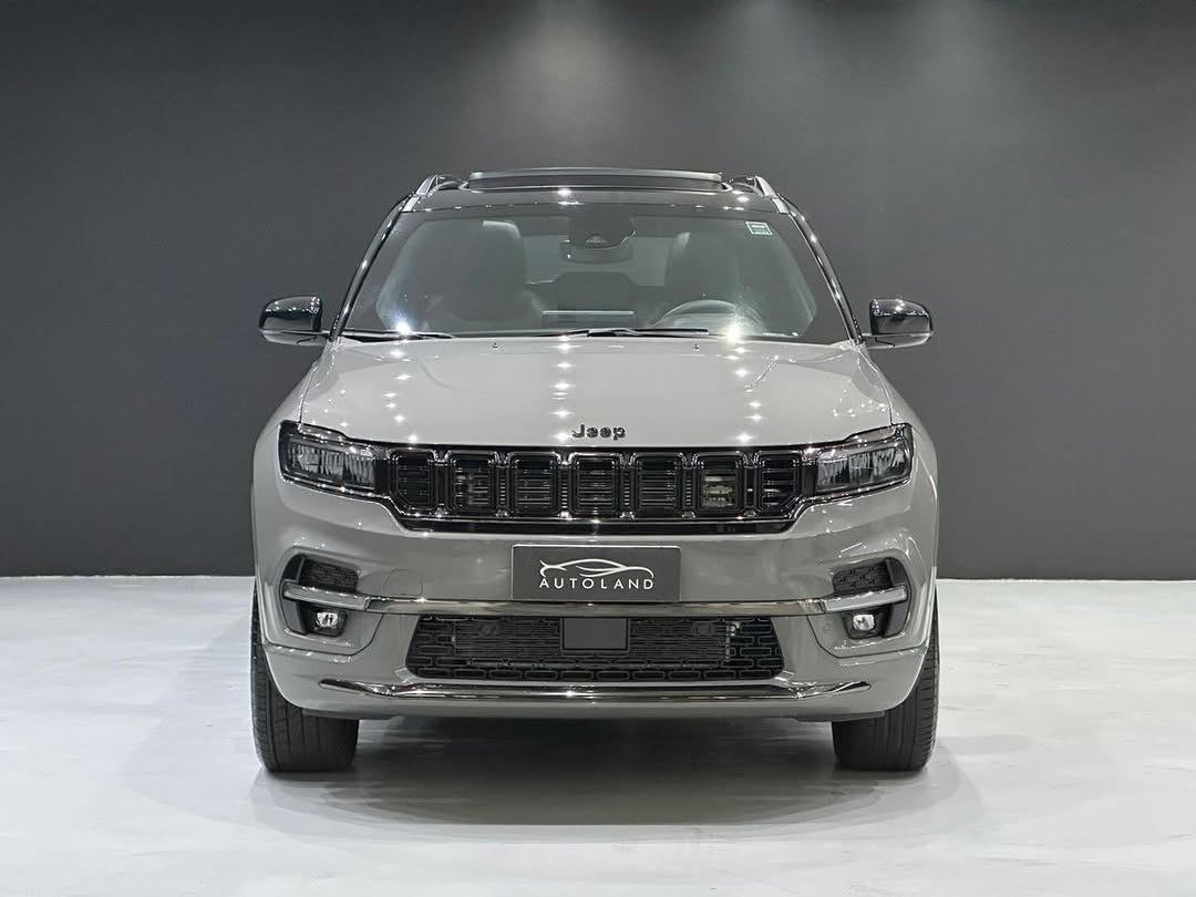 JEEP COMMANDER HURRICANE 4 TURBO GASOLINA BLACKHAWK AT9 - Imagem 10