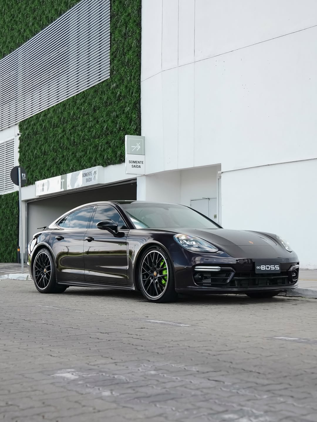 PORSCHE PANAMERA 2.9 V6 E-HYBRID 4 PDK - Imagem 1