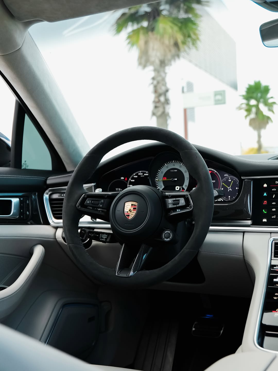 PORSCHE PANAMERA 2.9 V6 E-HYBRID 4 PDK - Imagem 4