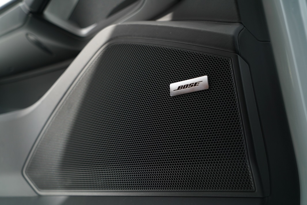 PORSCHE CAYENNE E-HYBRID COUPÉ - Imagem 16