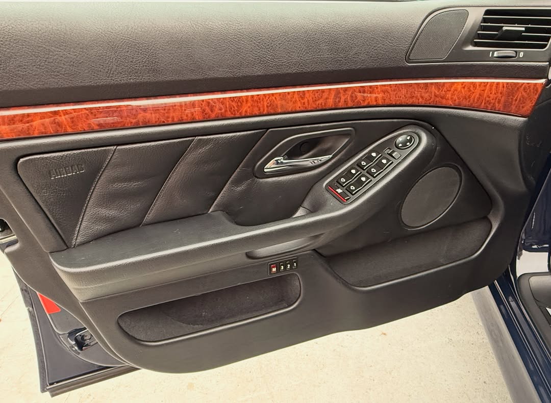 BMW 528I - Imagem 17