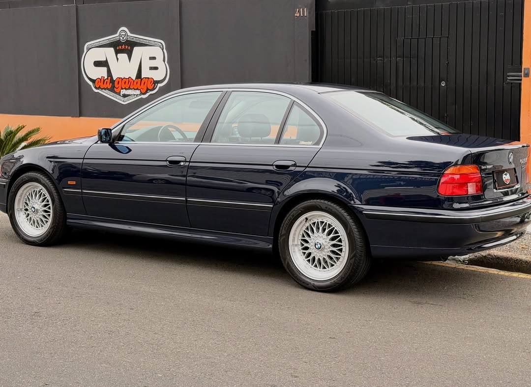 BMW 528I - Imagem 4