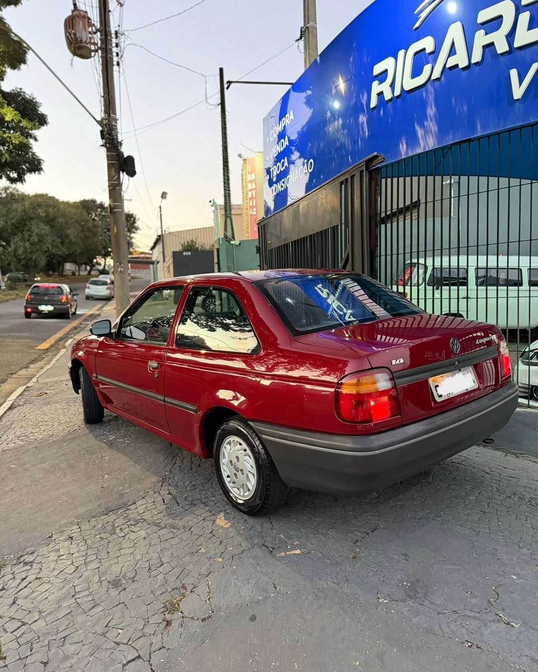 VOLKSWAGEN LOGUS GLI - Imagem 6