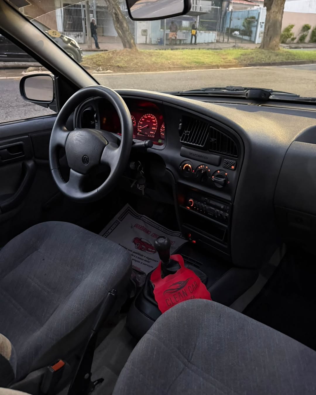 VOLKSWAGEN LOGUS GLI - Imagem 8