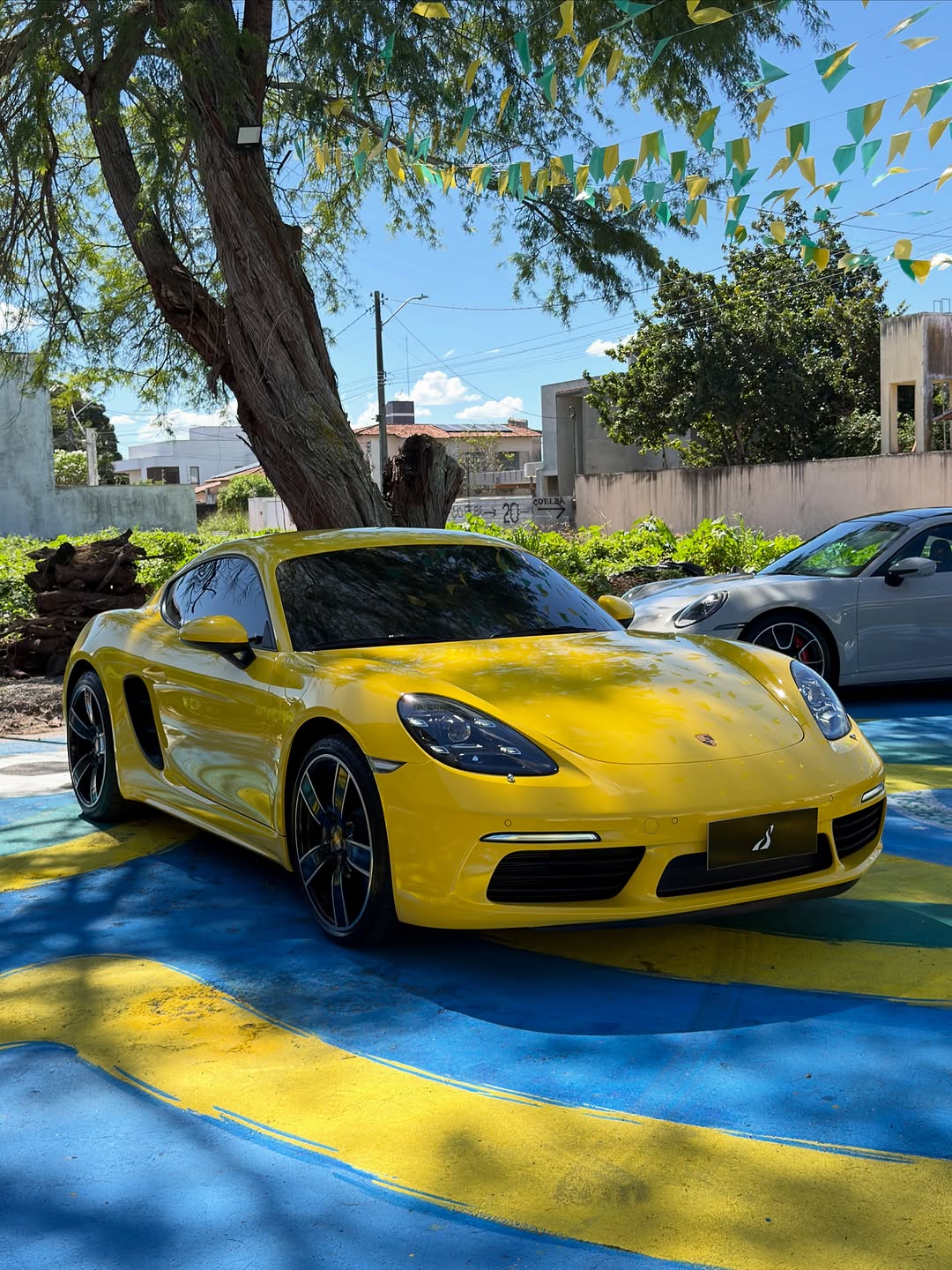 PORSCHE 718 CAYMAN 2.0 TURBO - Imagem 2