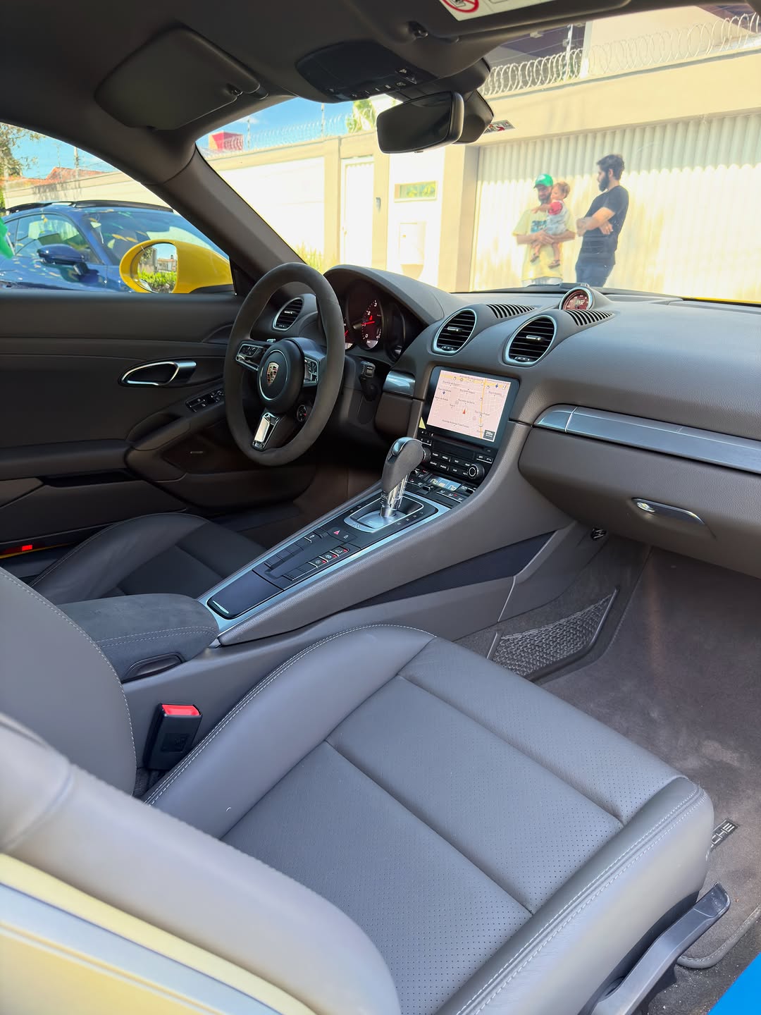 PORSCHE 718 CAYMAN 2.0 TURBO - Imagem 7