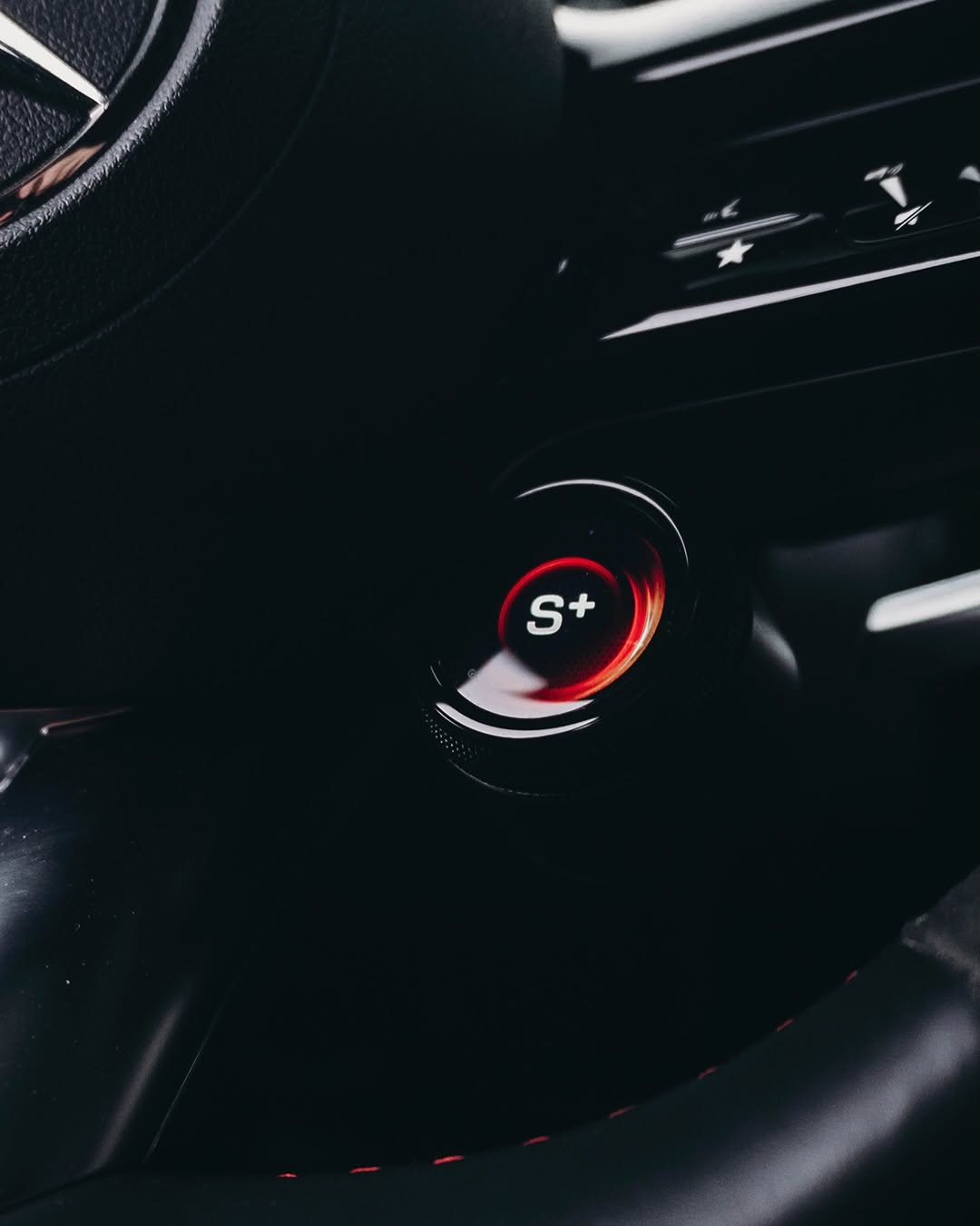 MERCEDES-BENZ CLA45S AMG - Imagem 5