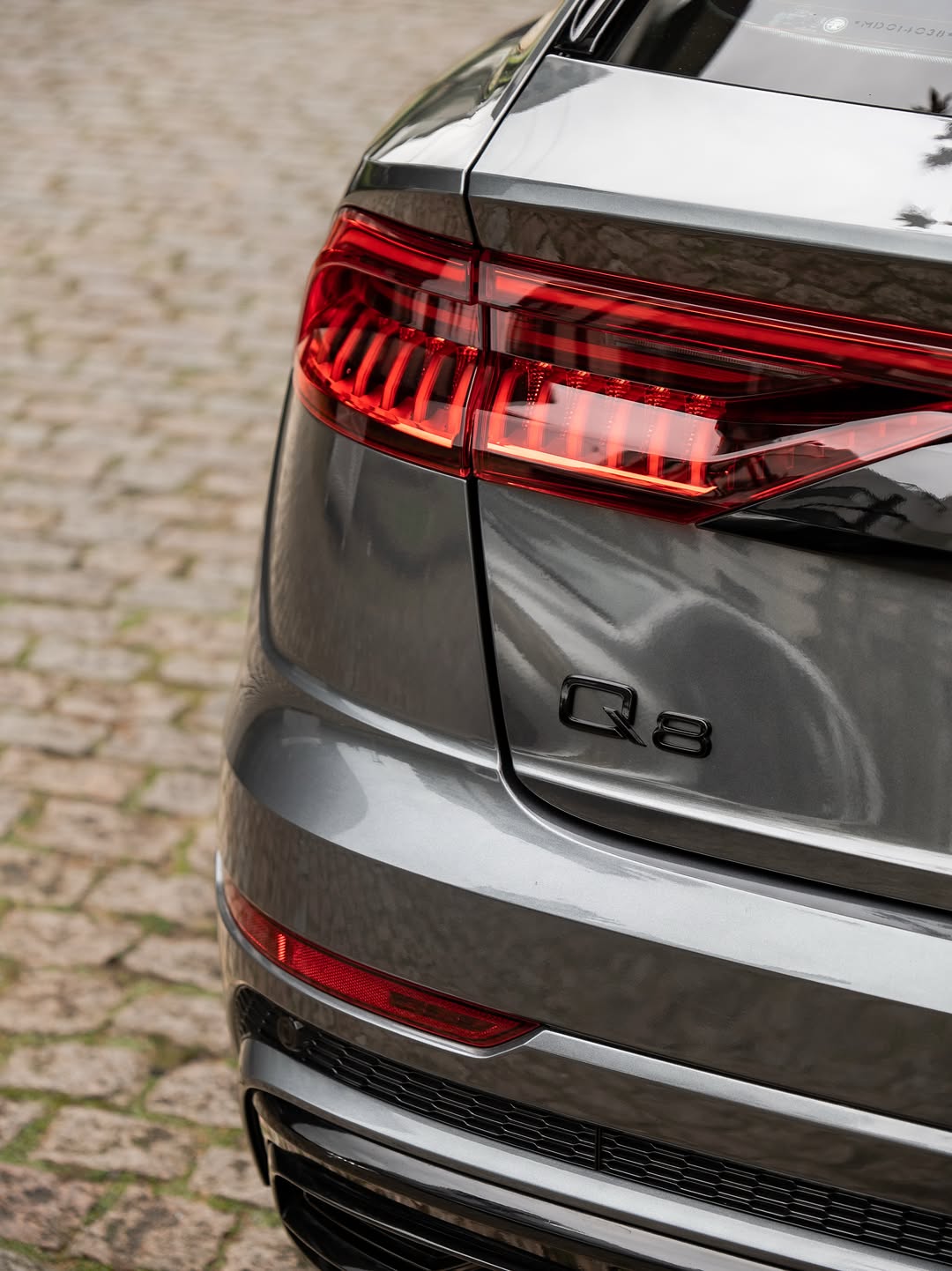 AUDI Q8 PERFORMANCE BLACK - Imagem 4