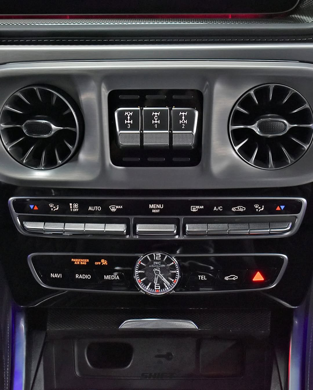 MERCEDES-BENZ G63 - Imagem 9