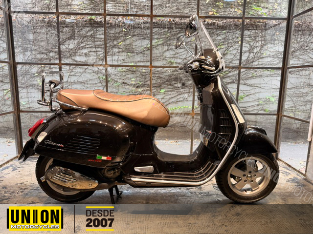 PIAGGIO VESPA GTS 300 ABS - Imagem 2