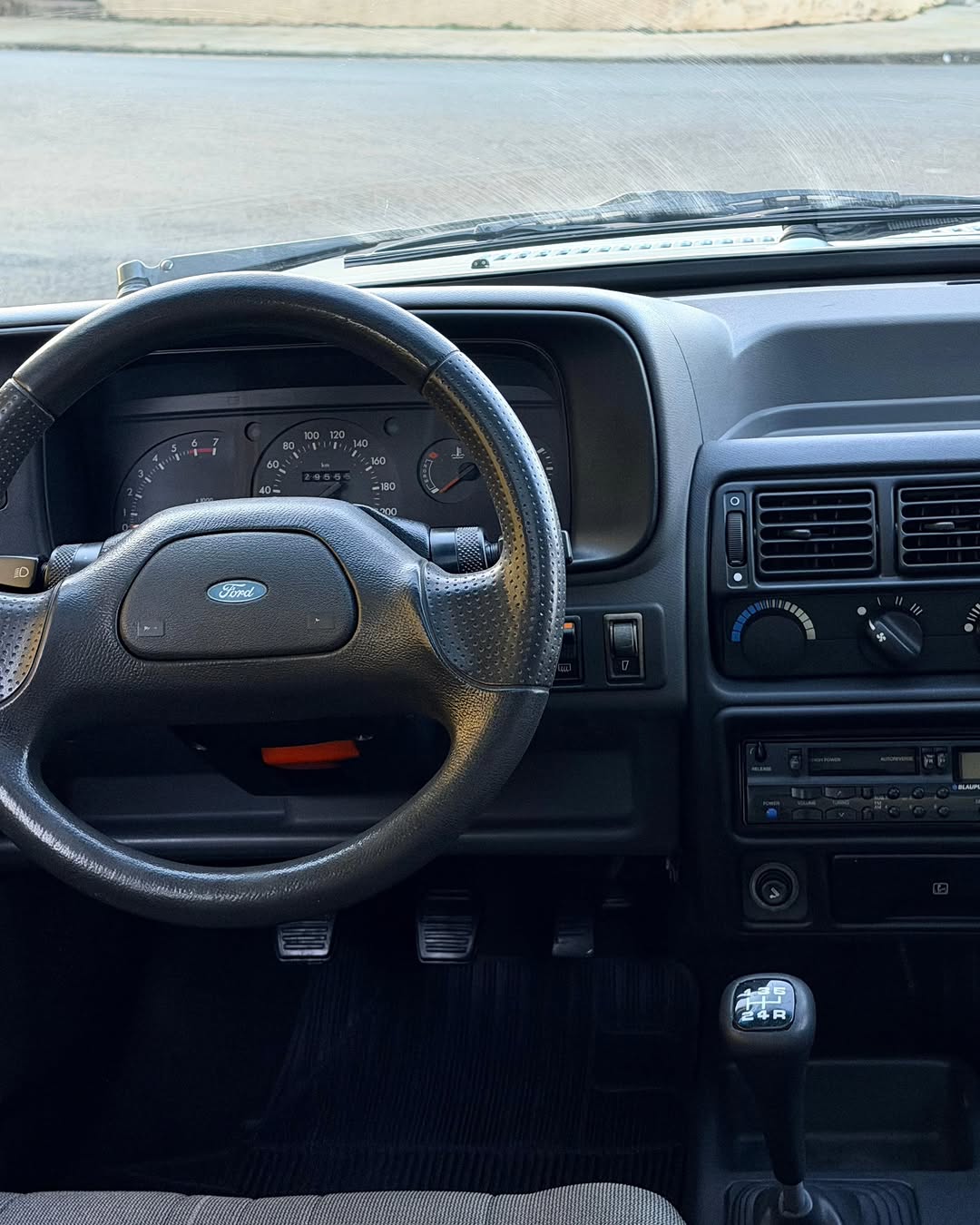 FORD ESCORT L SE - Imagem 14