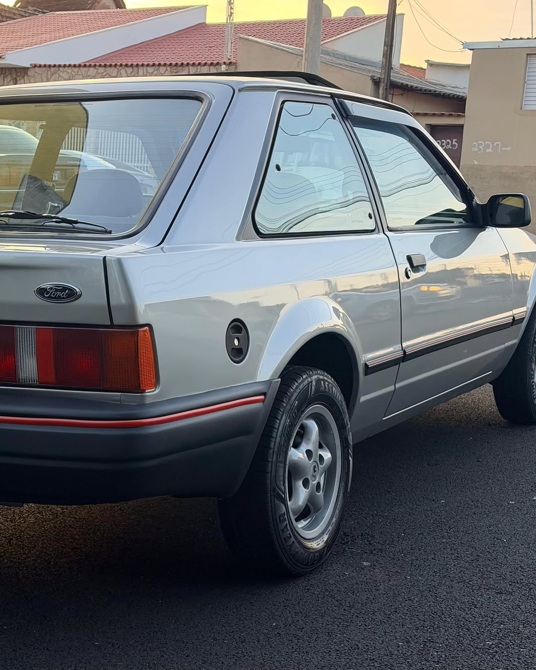 FORD ESCORT L SE - Imagem 4
