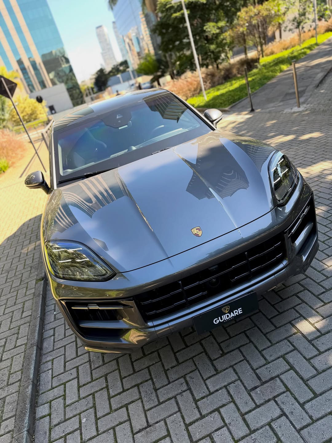 PORSCHE CAYENNE S COUPE E-HYBRID - Imagem 7