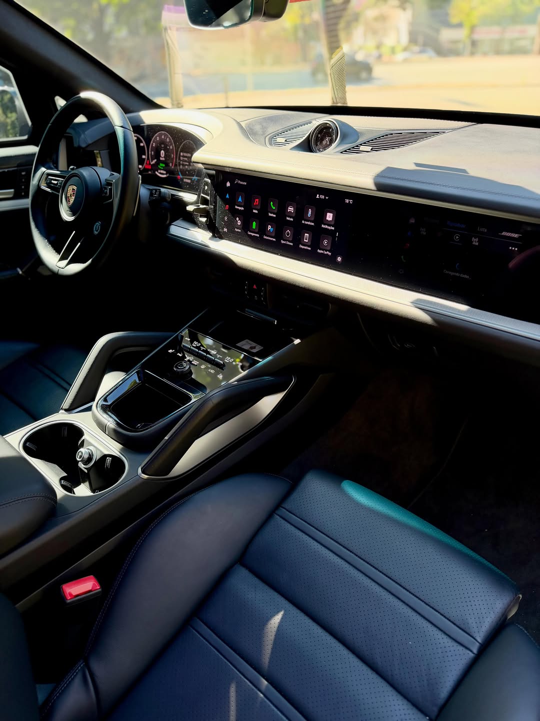 PORSCHE CAYENNE S COUPE E-HYBRID - Imagem 9