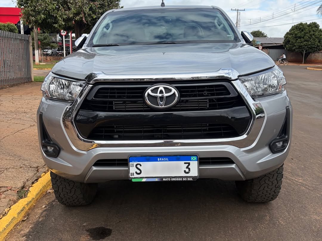 TOYOTA HILUX SRV 2.8 TURBO DIESEL 4X4 AUTOMÁTICO - Imagem 2