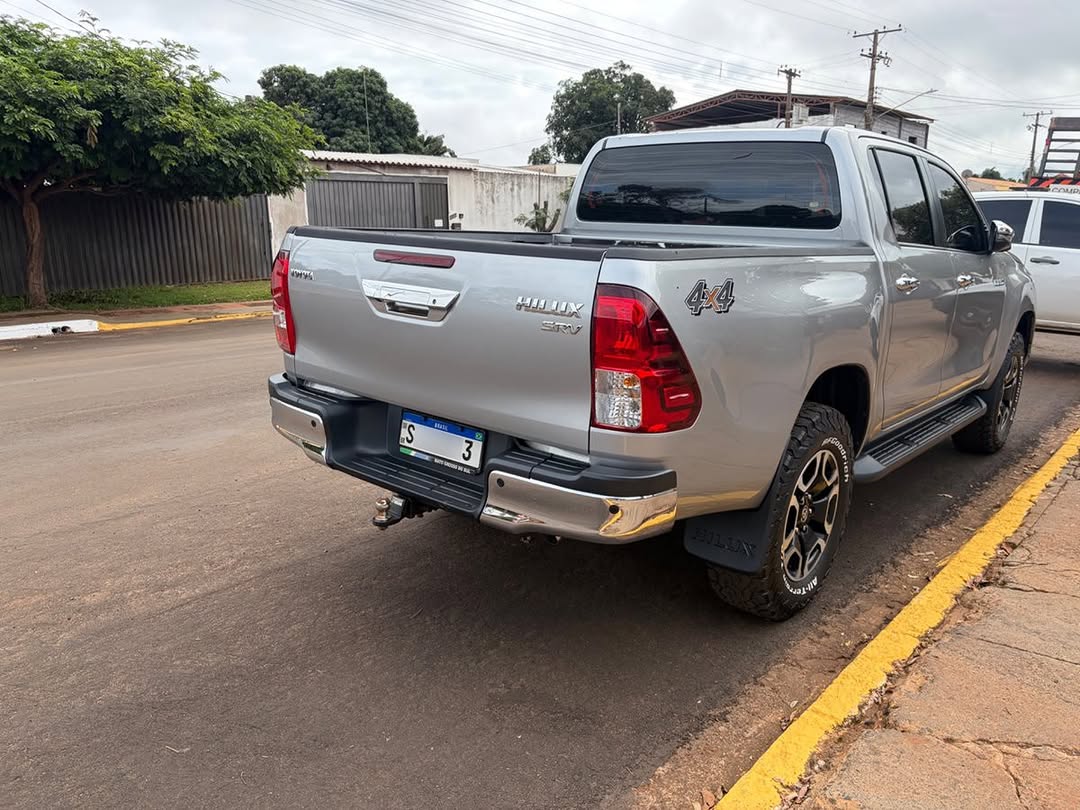 TOYOTA HILUX SRV 2.8 TURBO DIESEL 4X4 AUTOMÁTICO - Imagem 5