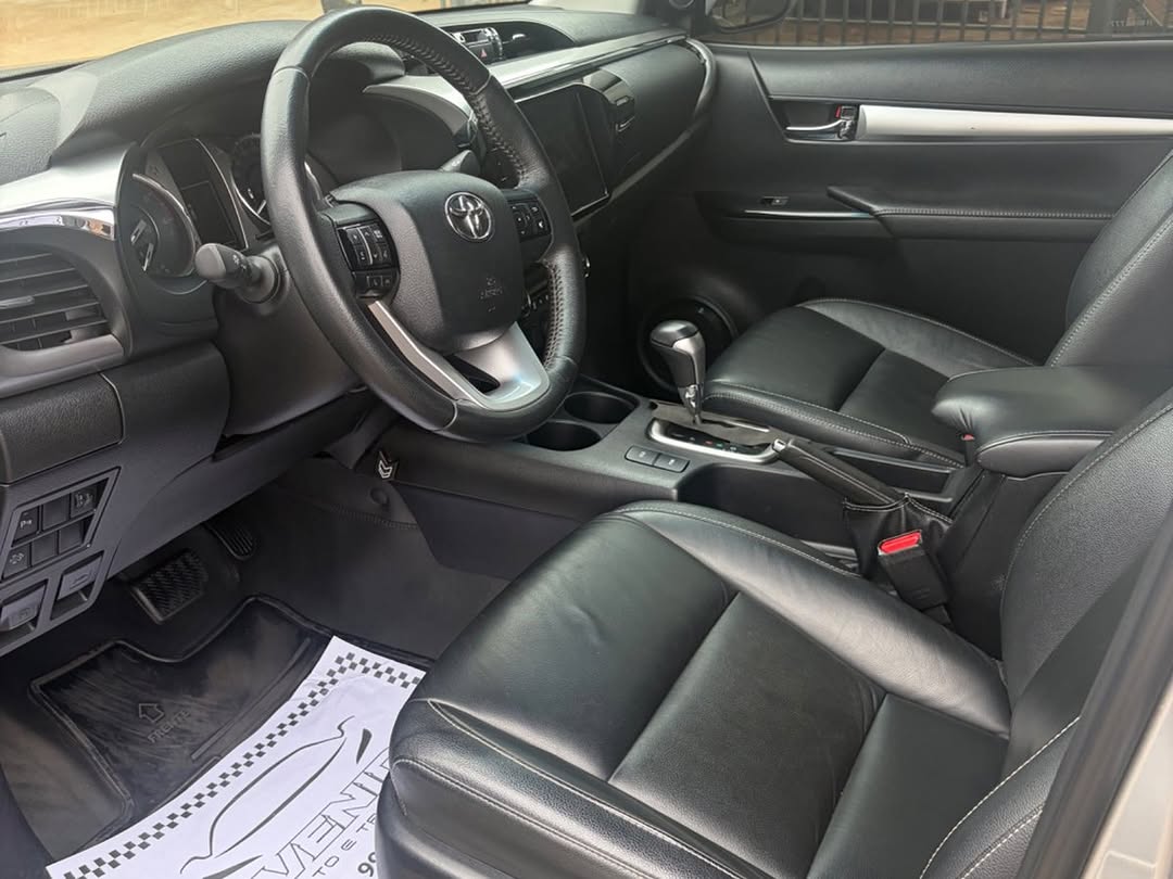 TOYOTA HILUX SRV 2.8 TURBO DIESEL 4X4 AUTOMÁTICO - Imagem 6