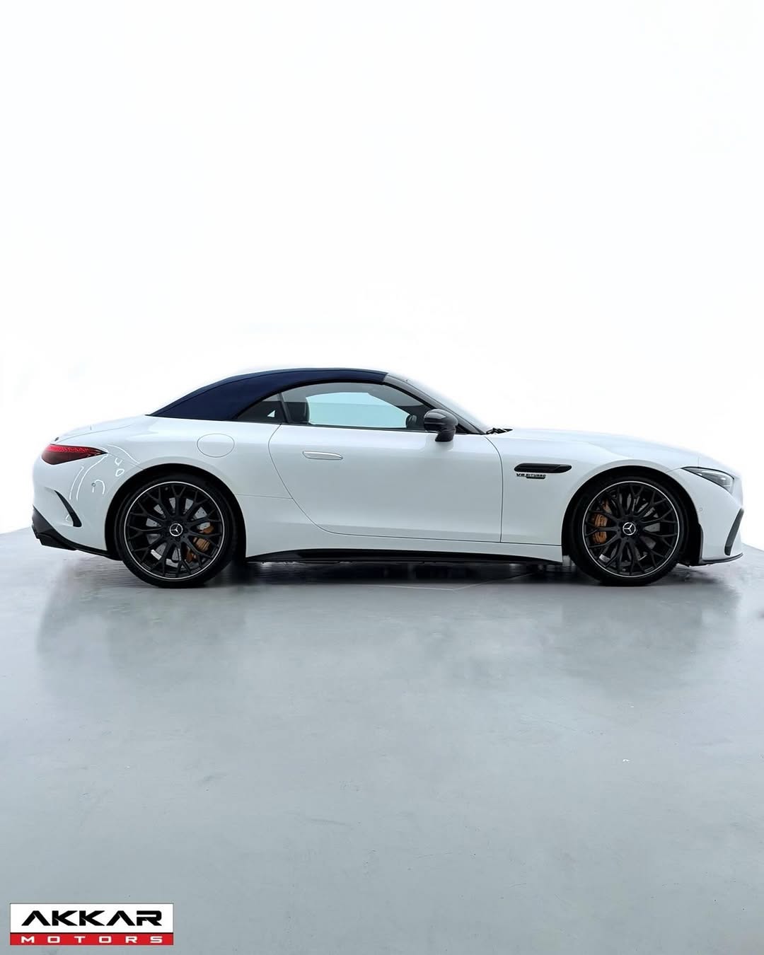 MERCEDES-BENZ SL 63 E PERFORMANCE - Imagem 3