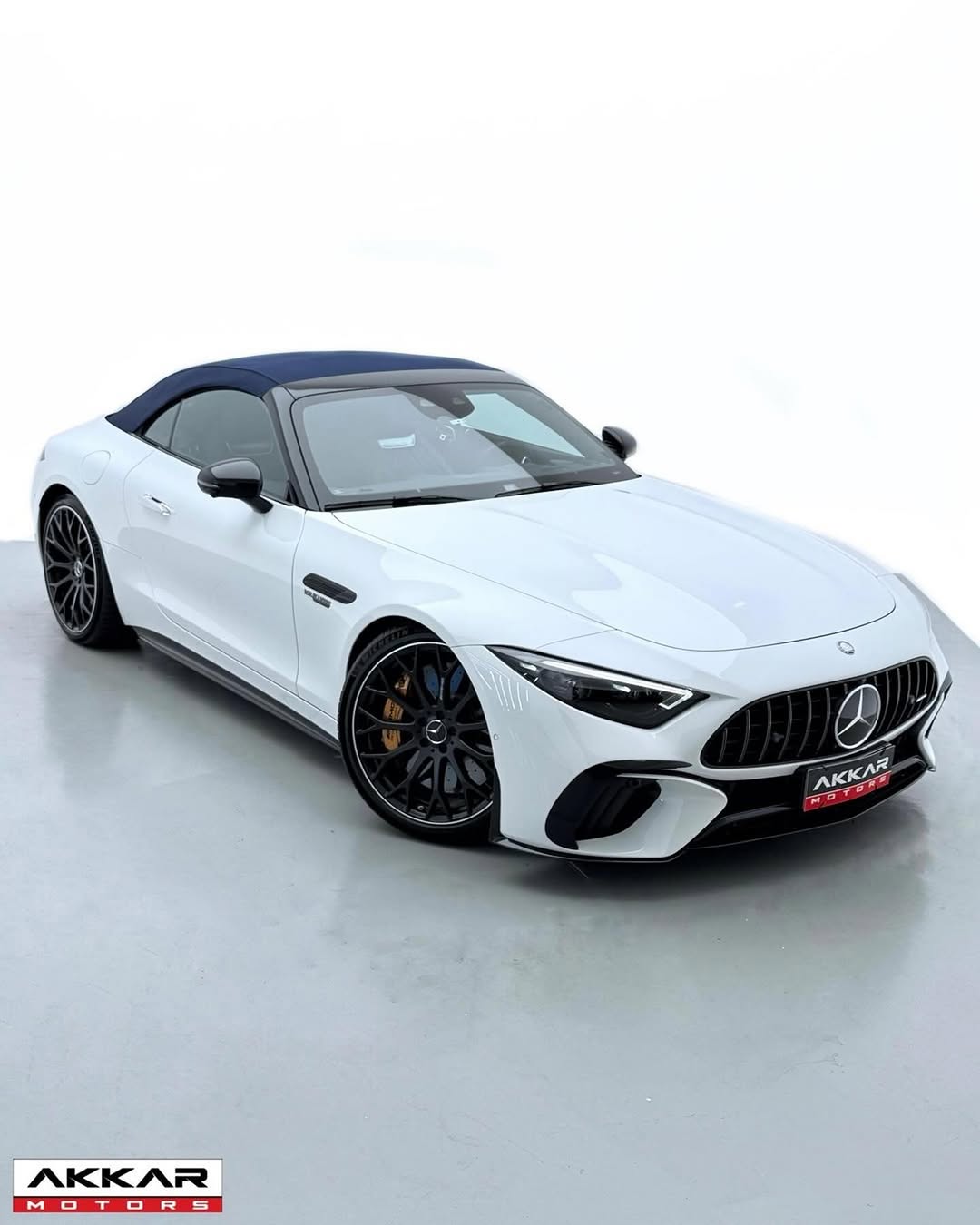 MERCEDES-BENZ SL 63 E PERFORMANCE - Imagem 9