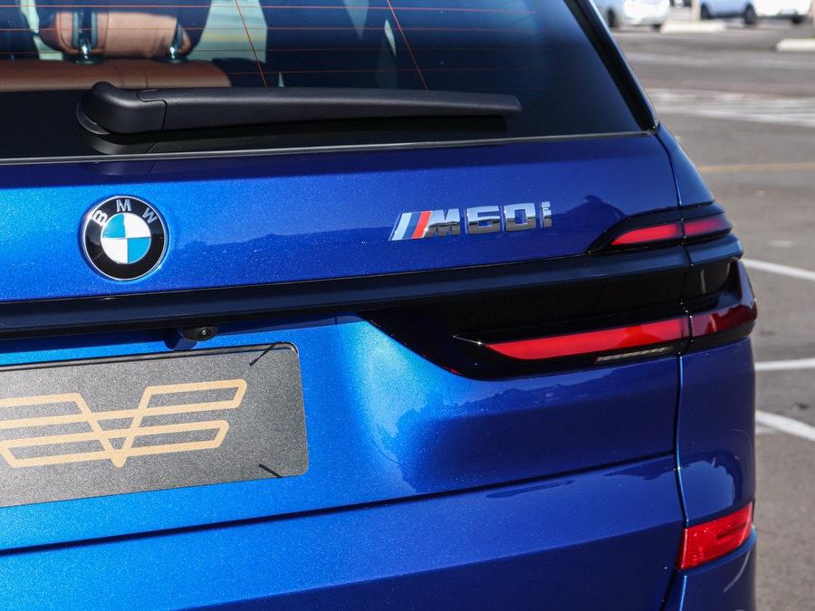 BMW X7 M60I - Imagem 17