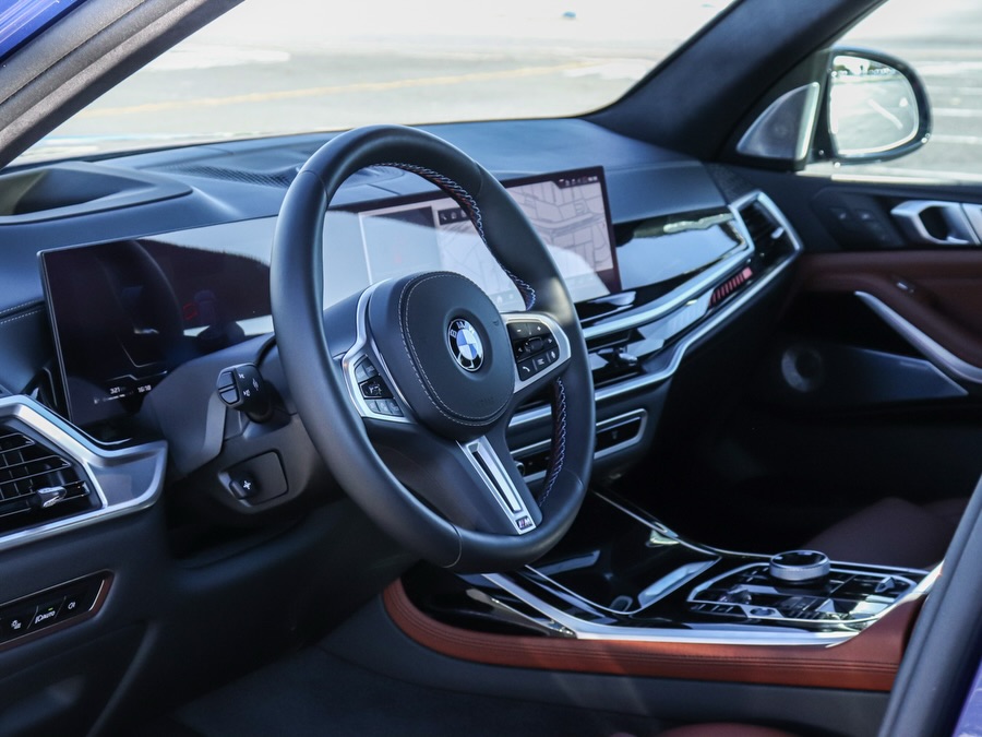 BMW X7 M60I - Imagem 3