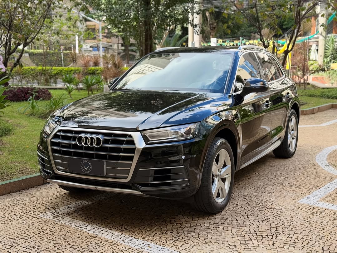 AUDI Q5 AMBIENTE - Imagem 1