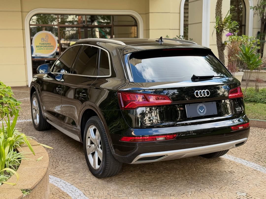 AUDI Q5 AMBIENTE - Imagem 3