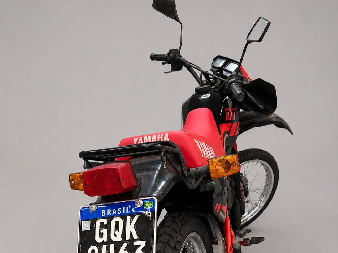 YAMAHA DT180 - Imagem 2