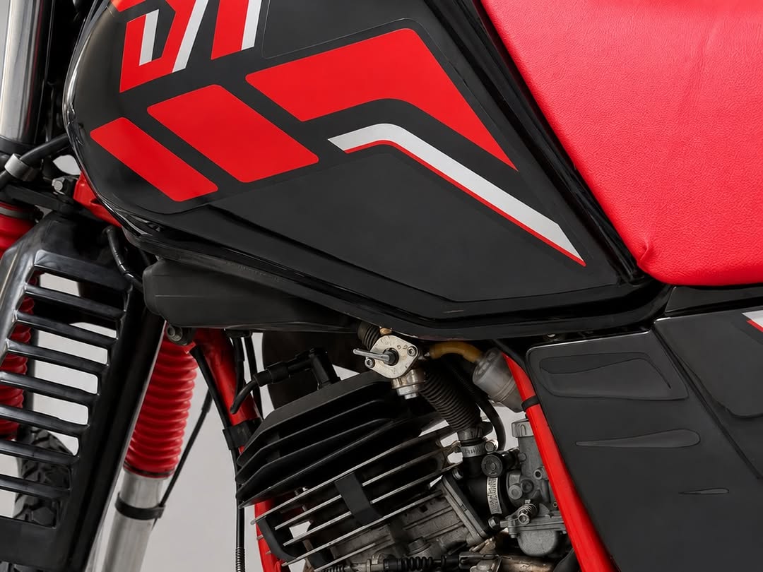 YAMAHA DT180 - Imagem 4