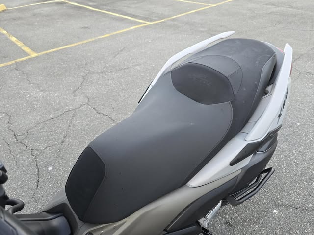 YAMAHA XMAX 250 CONNECTED - Imagem 11