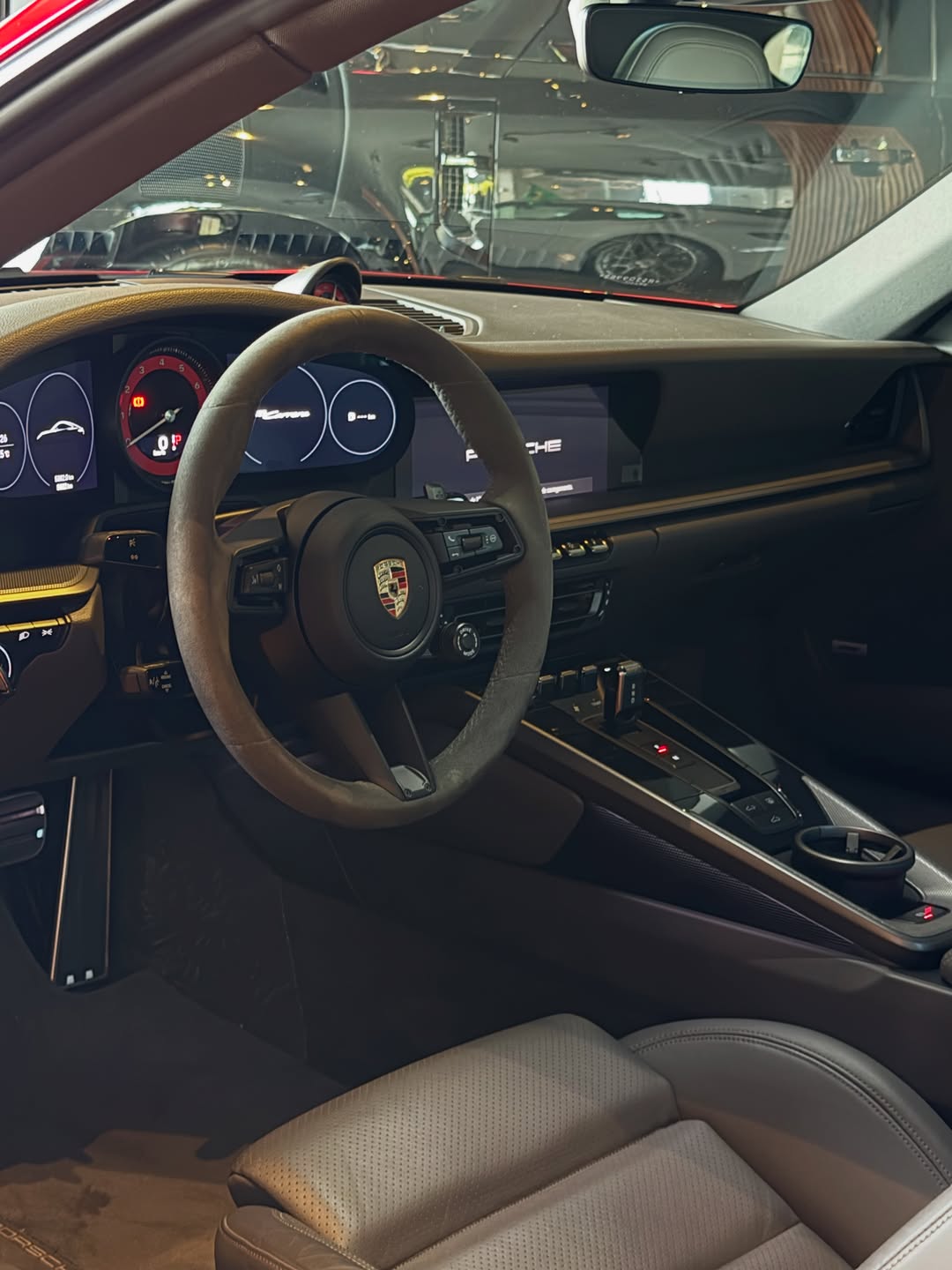 PORSCHE 911 CARRERA - Imagem 11